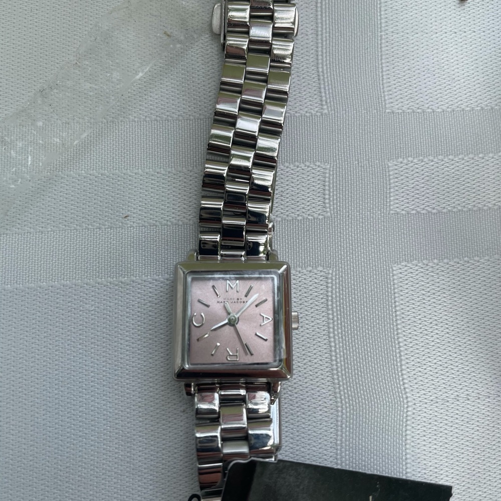 Marc Jacobs women’s watch